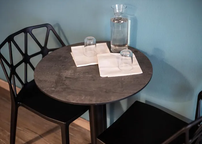 Cooper L Goethe بيت ضيافة بولزانو