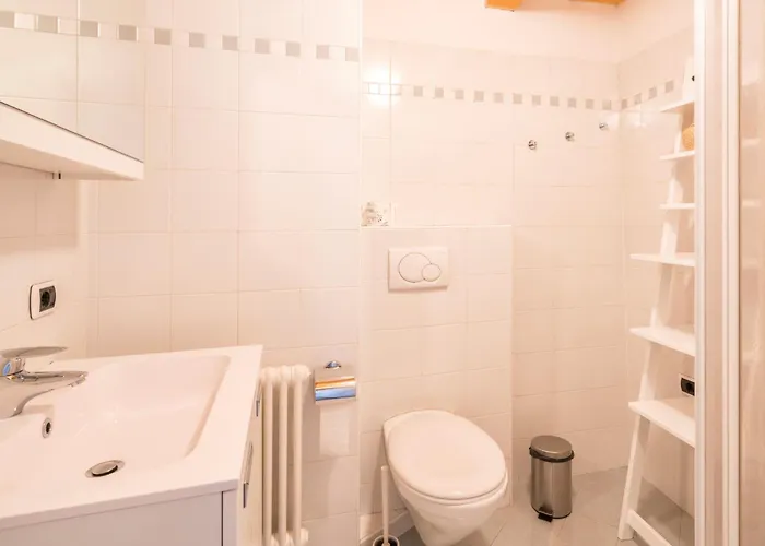 Cooper L Goethe Gasthuis 3*